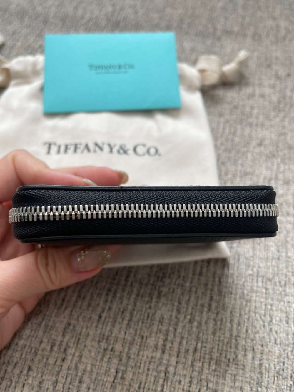Tiffany & Co. Black Leather Zip Wallet - Picture 4 of 5
